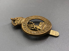 Charger l&#39;image dans la galerie, Original WW1 British Army Cap Badge - Hertfordshire Regiment
