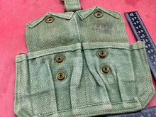 Charger l&#39;image dans la galerie, Original WW2 British Army 37 Pattern Patrol Pouch
