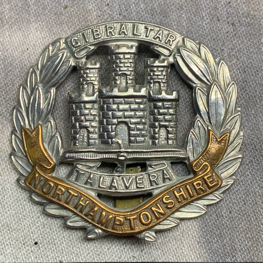 Original WW2 British Army Cap Badge - Northamptonshire Regiment