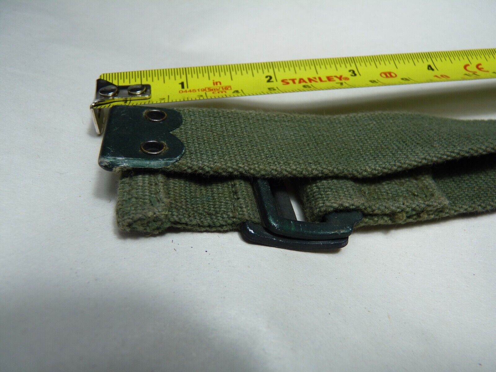 Original WW2 British Army 44 Pattern Shoulder / Extended Equipment Strap - 1945 - The Militaria Shop