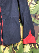 Lade das Bild in den Galerie-Viewer, Image #4
