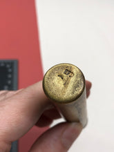 Charger l&#39;image dans la galerie, Original British Army WW1/WW2 SMLE Lee Enfield Brass Oil Bottle
