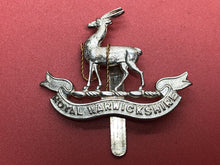 Charger l&#39;image dans la galerie, British Army WW1 Royal Warwickshire Regiment Cap Badge
