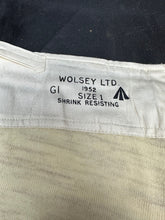 Load image into Gallery viewer, Original British Army Wool Boxer Shorts - New Old Stock - WW2 Pattern -30&quot; Waist
