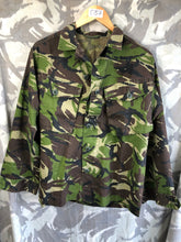 Load image into Gallery viewer, Genuine British Army DPM Camouflaged Combat Jacket Smock - 170/88
