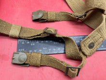 Charger l&#39;image dans la galerie, Original Post WW2 German Army Tropical Y-Straps in Great Condition
