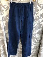 Lade das Bild in den Galerie-Viewer, Genuine British Army Woman&#39;s Nurses Trousers Slacks - 72/76/108
