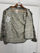 Surplus US Army ACU Combat Uniform Jacket -Size Small-Short - The Militaria Shop