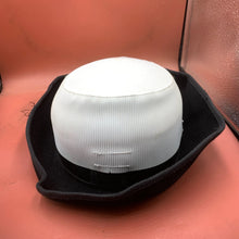 Lade das Bild in den Galerie-Viewer, Image #2
