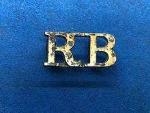 Load image into Gallery viewer, Original WW2 British Army Rifle Brigade Brass Shoulder Title
