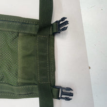 Lade das Bild in den Galerie-Viewer, Olive Green PLCE 90 Patt Day Pack Bergen Side Pocket Rucksack Yoke British Army
