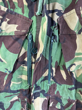 Charger l&#39;image dans la galerie, Original British Army DPM Combat Jacket Smock - Size 40&quot; Chest
