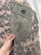 Surplus US Army ACU Combat Uniform Jacket-Large Regular - The Militaria Shop