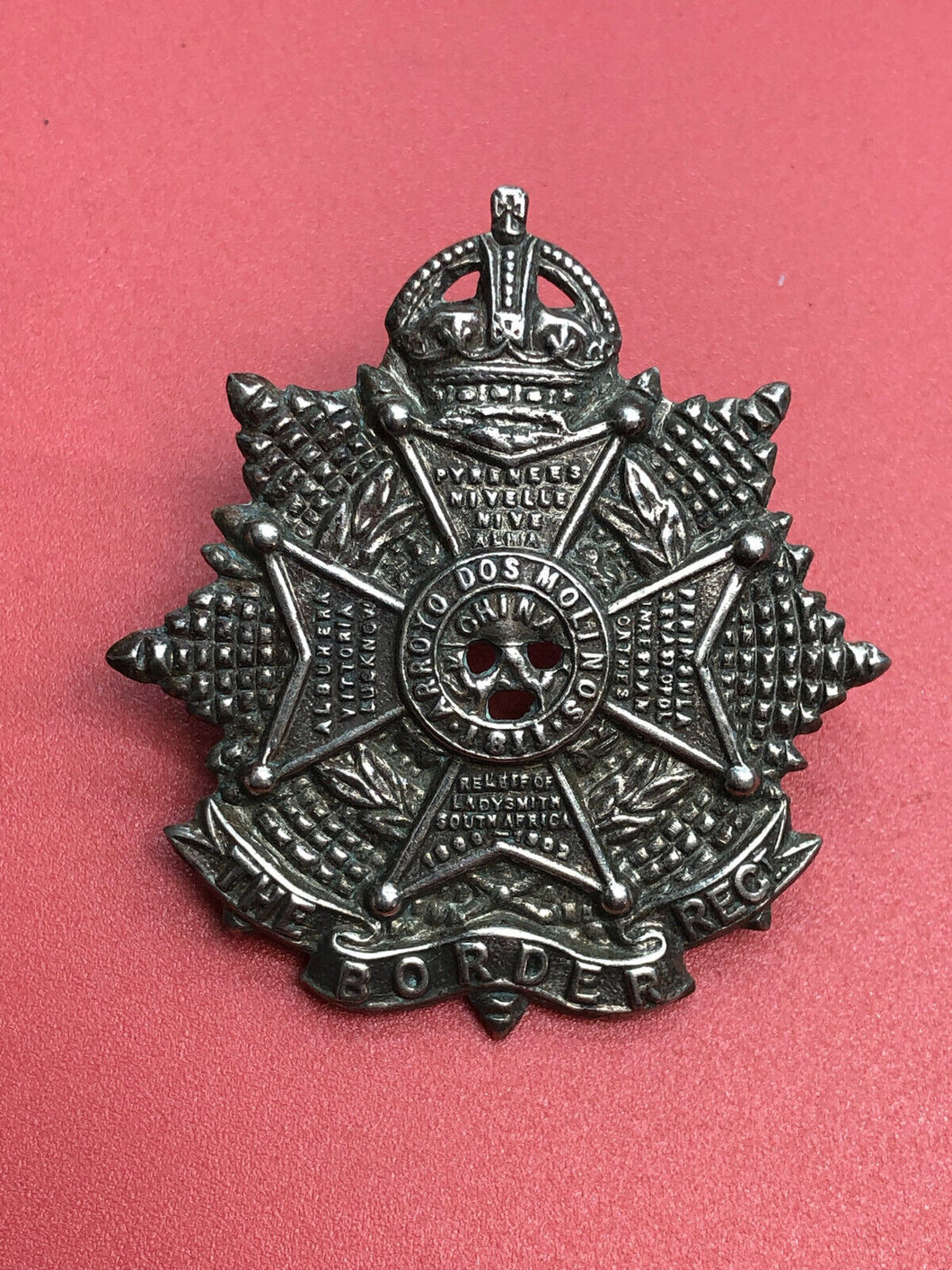 Original WW1 British Army Cap Badge - The Border Regiment