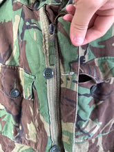 Load image into Gallery viewer, Original British Army 1968 68 Pattern DPM Combat Jacket Smock - 40&quot; Chest
