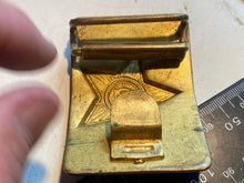 Load image into Gallery viewer, Original Post WW2 Soviet Brass Enlisted Man&#39;s Belt Buckle
