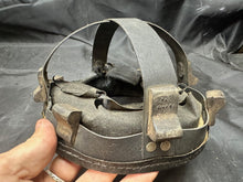 Charger l&#39;image dans la galerie, Original  British Army Mk2 Mk3 Mk4 Helmet Liner - Size 7
