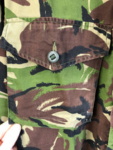 Charger l&#39;image dans la galerie, Genuine British Army DPM Lightweight Combat Jacket - Size 160/96
