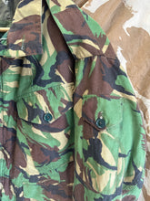 Charger l&#39;image dans la galerie, Genuine British Army 1968 Pattern DPM Combat Smock - Size 2 - 38&quot; Chest
