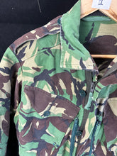 Charger l&#39;image dans la galerie, Original British Army DPM Combat Jacket Smock - Size 40&quot; Chest
