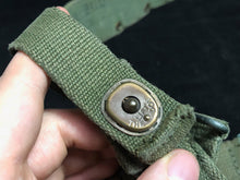 Charger l&#39;image dans la galerie, Original British Army WW2 44 Pattern Combat Belt - 46&quot; Waist
