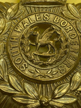 Load image into Gallery viewer, Original British Army - South Wales Borderer&#39;s Helmet Plate
