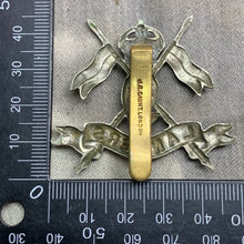 Load image into Gallery viewer, Original WW2 9th Queen&#39;s Royal Lancers British Army Cap Badge
