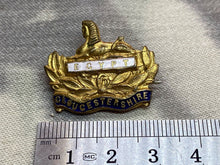 Load image into Gallery viewer, British Army Gloucestershire Regiment Enamelled &amp; Gilt Sweetheart Brooch
