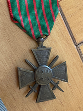 Load image into Gallery viewer, Original WW1 French Croix de Guerre - 1914-18 Dated
