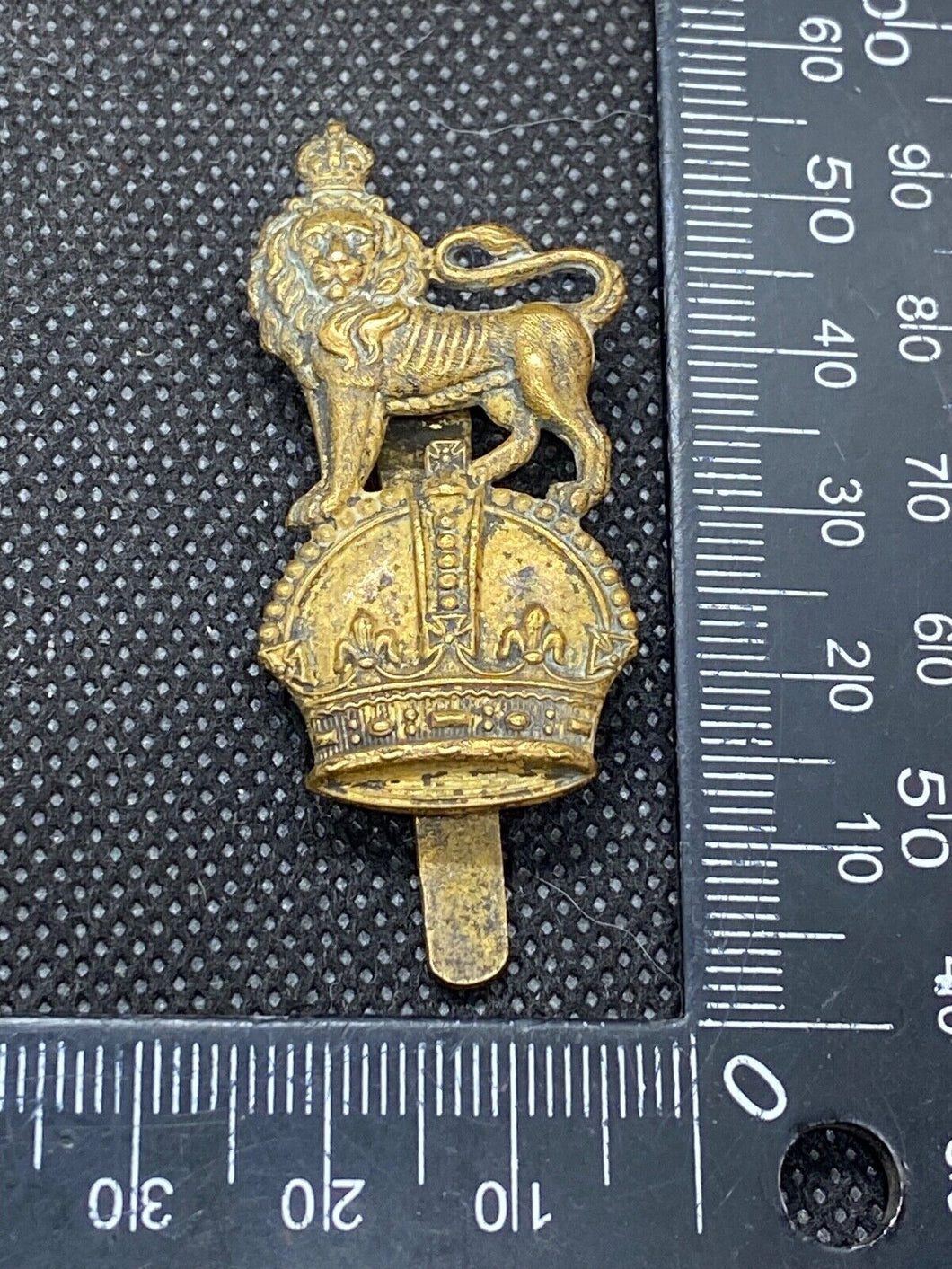 Original British Army Royal 1st Devonshire Yeomanry Cap Badge