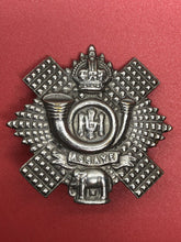 Load image into Gallery viewer, Original WW2 British Army Kings Crown Cap Badge - Highland Light Infantry
