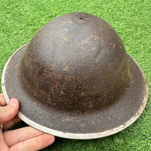 Charger l&#39;image dans la galerie, WW2 British Army Mk2 Brodie Helmet - Original Untouched - South African Made
