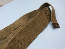 Lade das Bild in den Galerie-Viewer, Original WW2 British Army Tan Webbing Shoulder Strap 37 Pattern
