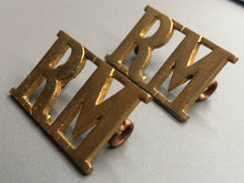 Load image into Gallery viewer, Original British Army WW2 Pair of Royal Marines (RM) Shoulder Titles
