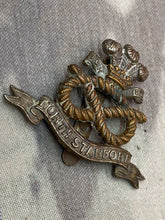 Load image into Gallery viewer, Original WW1 / WW2 British Army North Staffordshire Regiment Cap Badge
