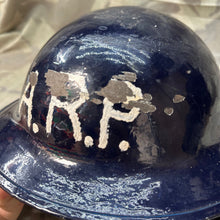 Lade das Bild in den Galerie-Viewer, Original WW2 British Army / Home Front Mk2 Brodie Helmet - ARP Painted
