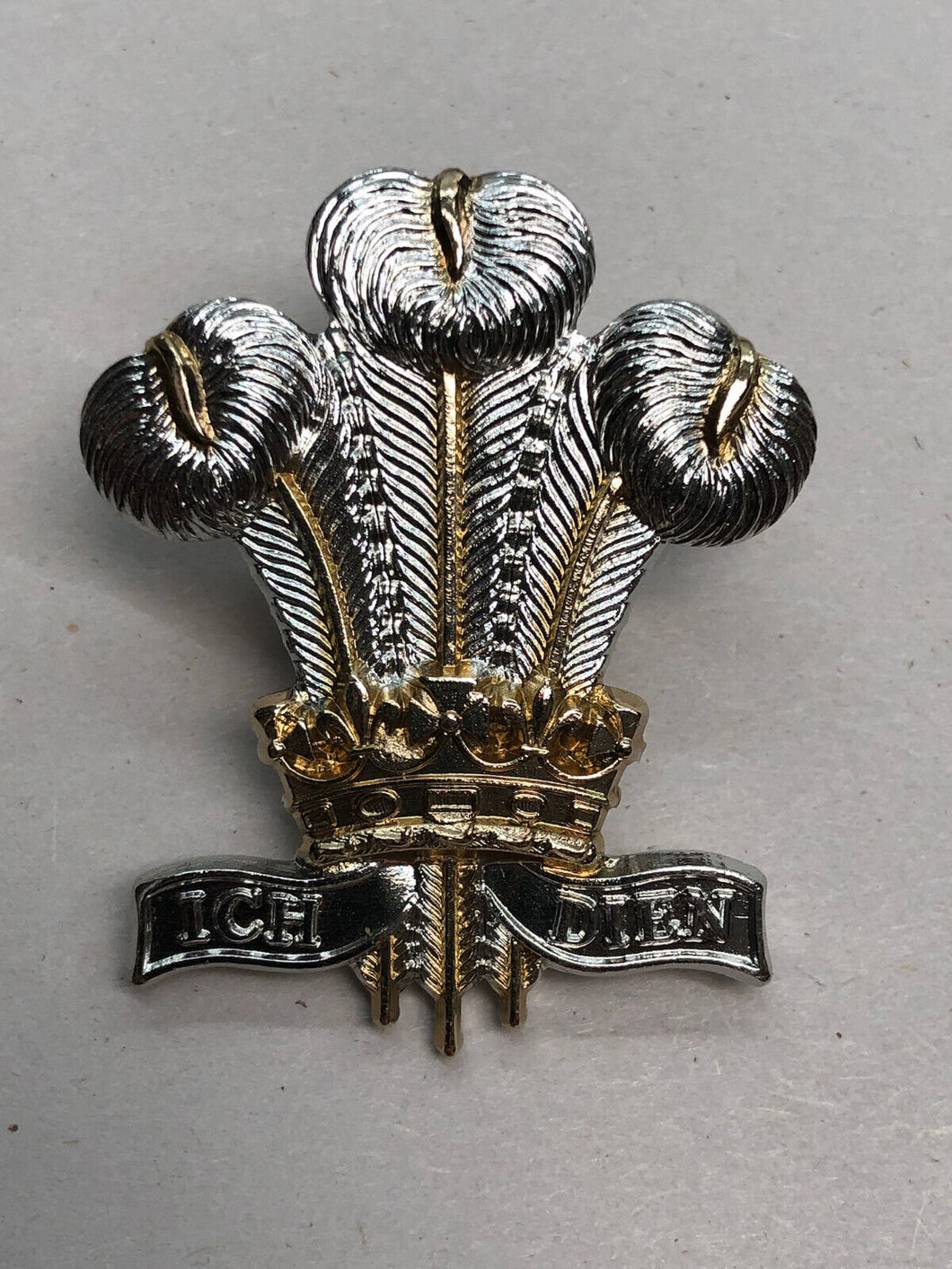 Genuine British Army Cap Badge - Royal Regiment of Wales