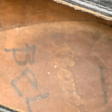 Load image into Gallery viewer, Genuine British Army Black Leather Dress Shoes - Size UK 6 L - The Militaria Shop
