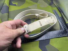 Load image into Gallery viewer, Original British Army Guards Division White Ceremonial Rifle Sling - The Militaria Shop
