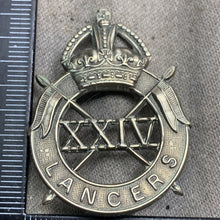 Charger l&#39;image dans la galerie, Original WW2 British Army 24th Lancers Cap Badge
