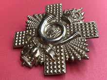 Lade das Bild in den Galerie-Viewer, Original WW2 British Army Highland Light Infantry Scottish Cap Badge
