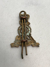 Load image into Gallery viewer, Original British Army Collar Badge - Labour Corps
