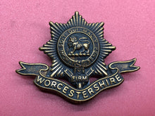 Load image into Gallery viewer, Original WW1 British Army Cap Badge - Worcestershire Regiment
