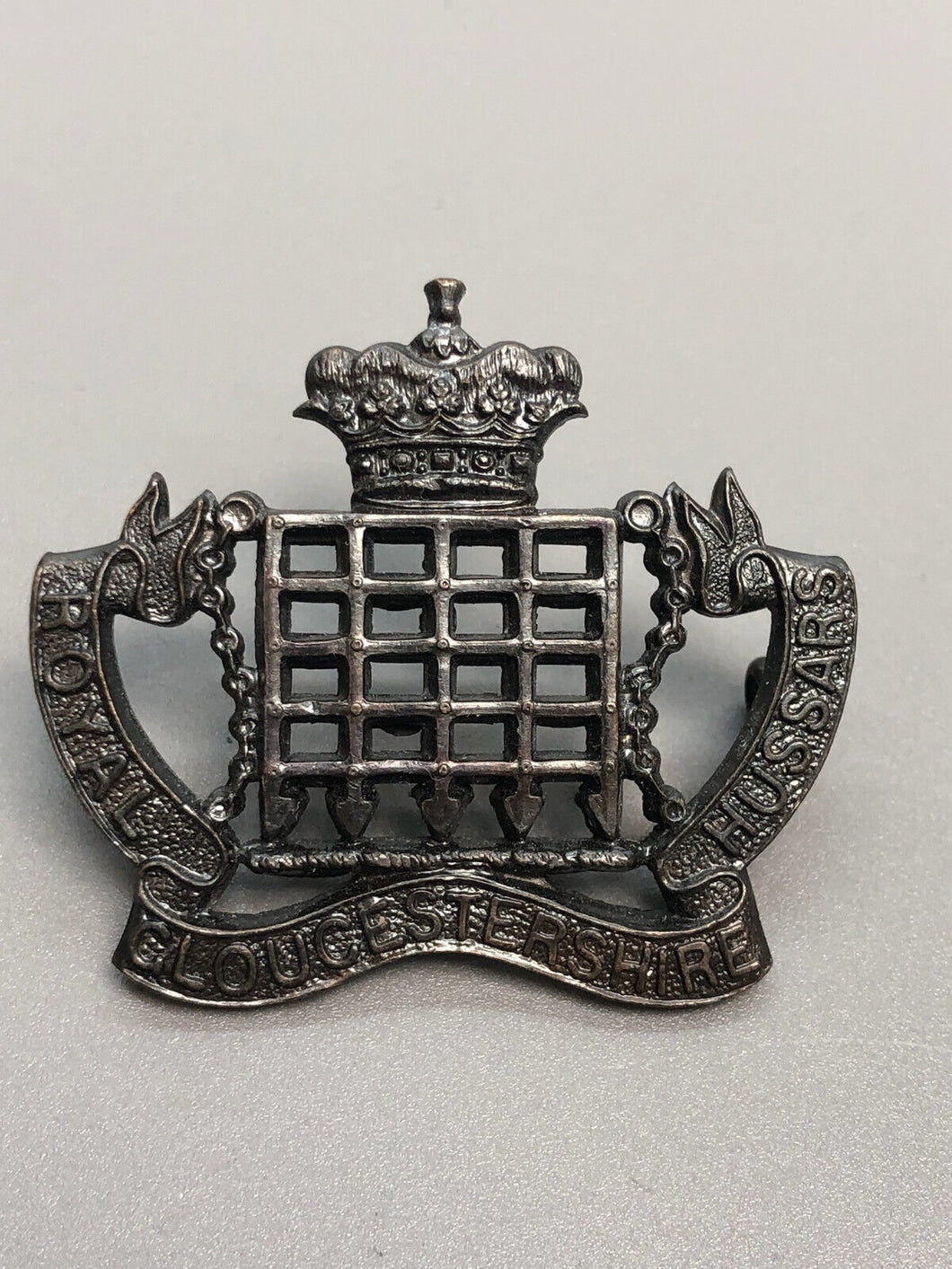 Original WW1 British Army Royal Gloucestershire Hussars Cap Badge