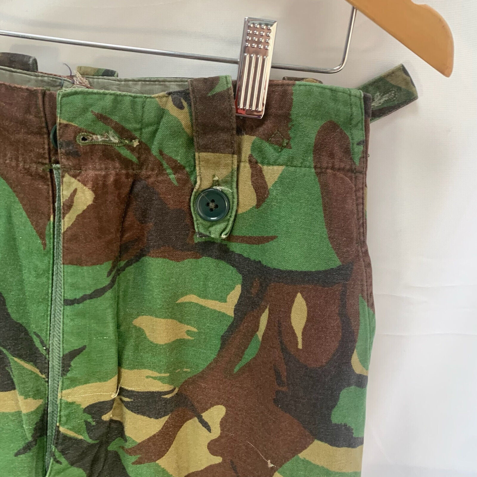 Genuine British Army 68 Pattern DPM Jungle Camouflaged Trousers - Size 28" Waist - The Militaria Shop