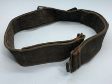 Charger l&#39;image dans la galerie, Original WW2 British Army 37 Pattern Webbing Belt - Size 44&quot; Waist
