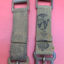 Charger l&#39;image dans la galerie, Original WW2 British Army 37 Pattern Webbing Brace Adaptors Pair
