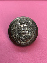 Load image into Gallery viewer, Original WW1 British Army York &amp; Lancaster Regiment Uniform Button 26mm
