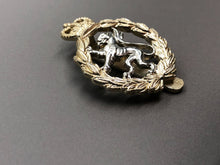 Charger l&#39;image dans la galerie, Genuine British Army Women&#39;s Royal Army Corps WRAC Staybrite Cap Badge
