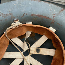 Charger l&#39;image dans la galerie, Original WW2 British Home Front Civillian Zuckerman Helmet &amp; Liner - 1941 Dated
